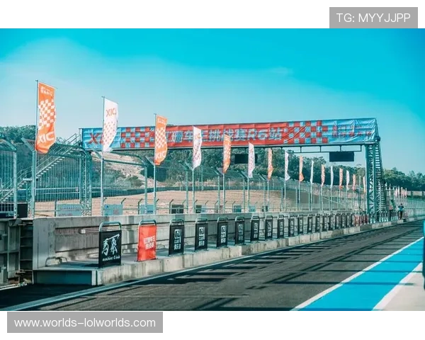 厦门国际赛车场连续弯道设计成为年终赛最大技术考验